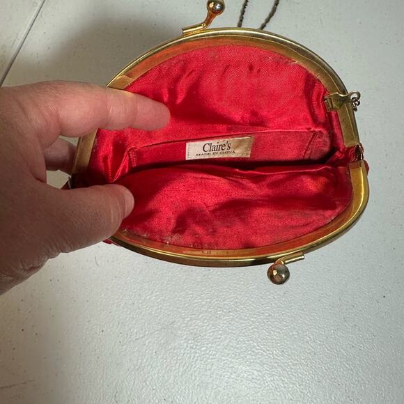 Elegant Red Quilted Women's Bag - Picture 6 of 6